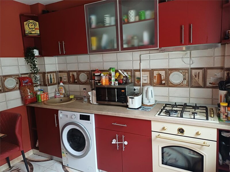 Pantelimon- Morarilor- Fundeni- Apartament 3 camere cu balcon,